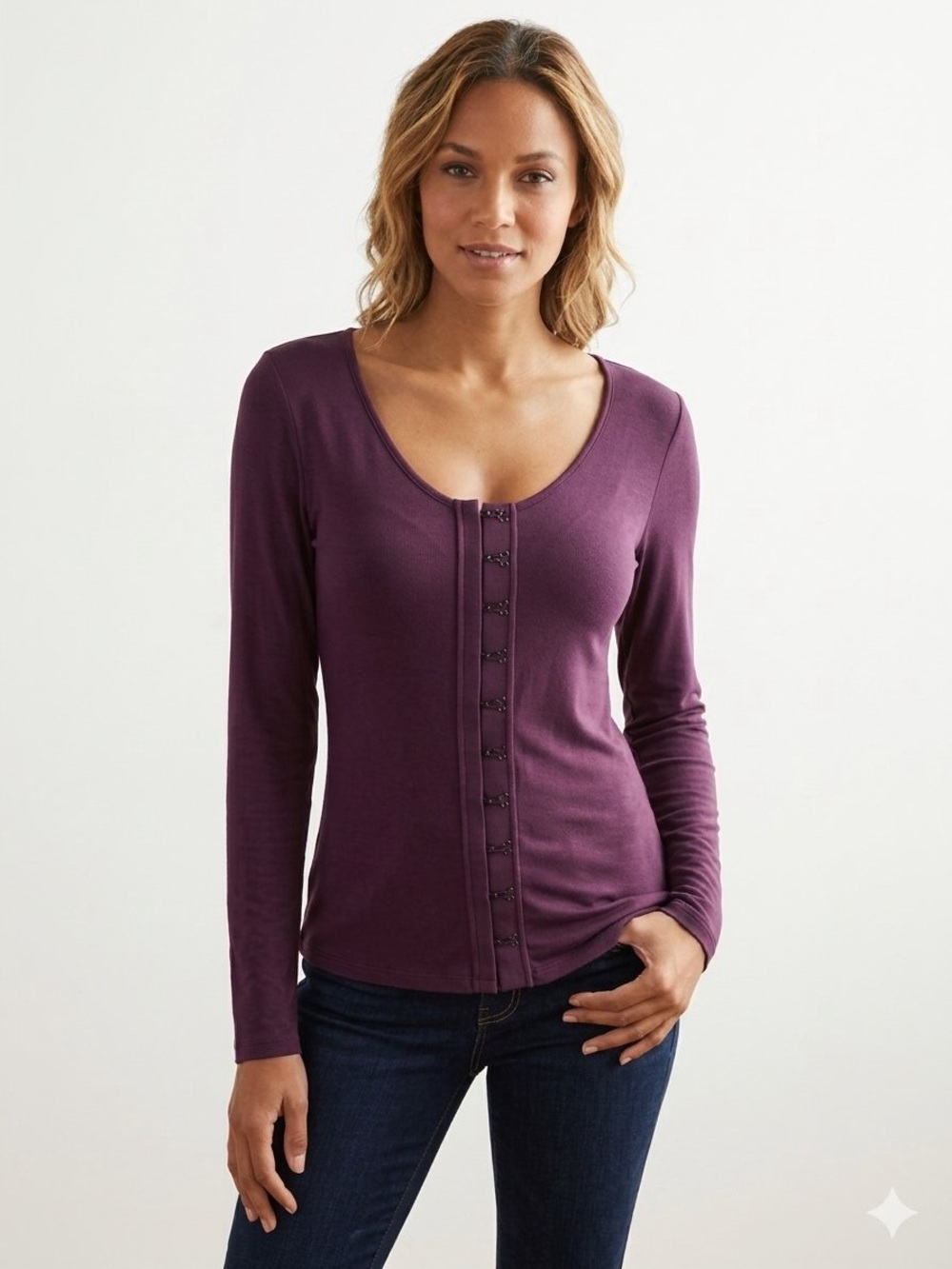 VENUS Plum Long Sleeve Scoop Neck Top with Hook-and-Eye Front • Medium • EUC
